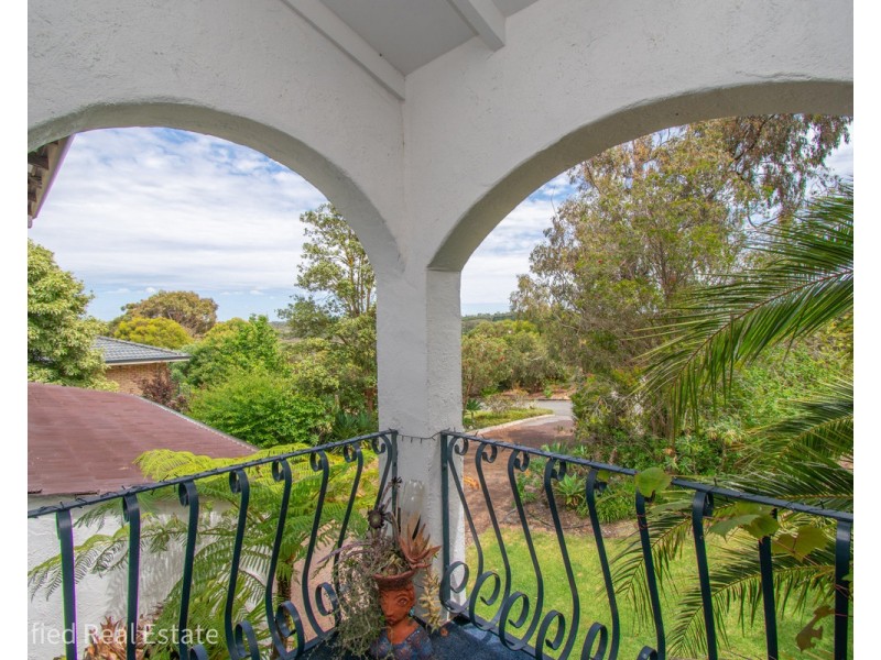 8 Breaksea Crescent, Collingwood Heights WA 6330
