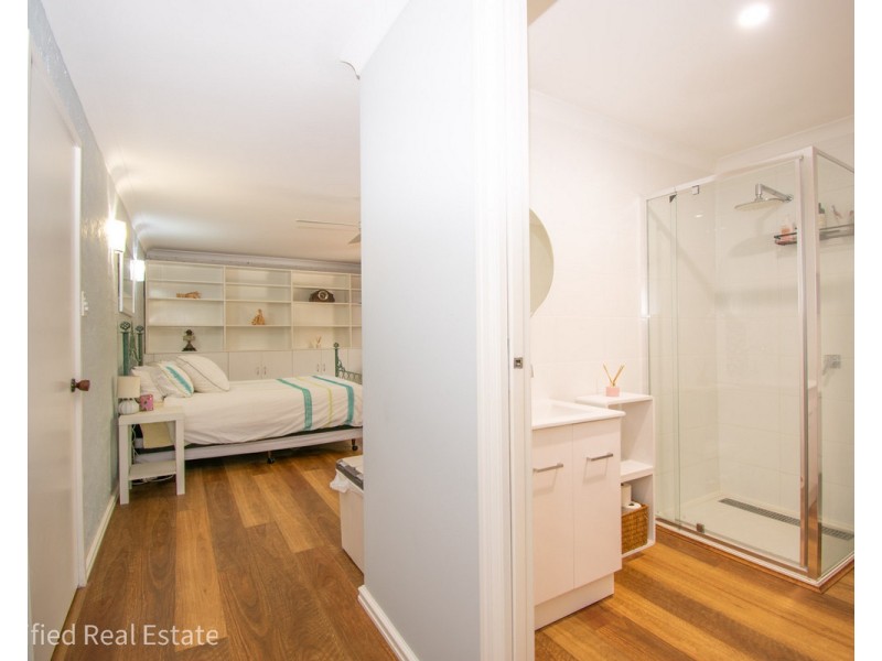 8 Breaksea Crescent, Collingwood Heights WA 6330