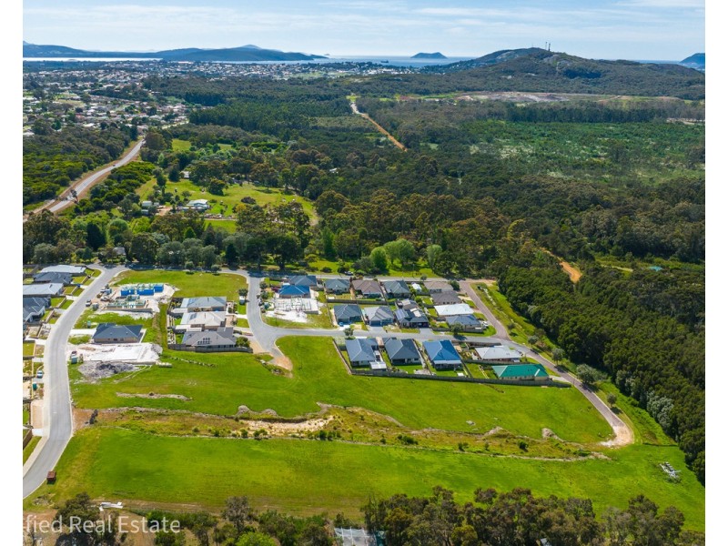 688 Greyhound Circle, Gledhow WA 6330