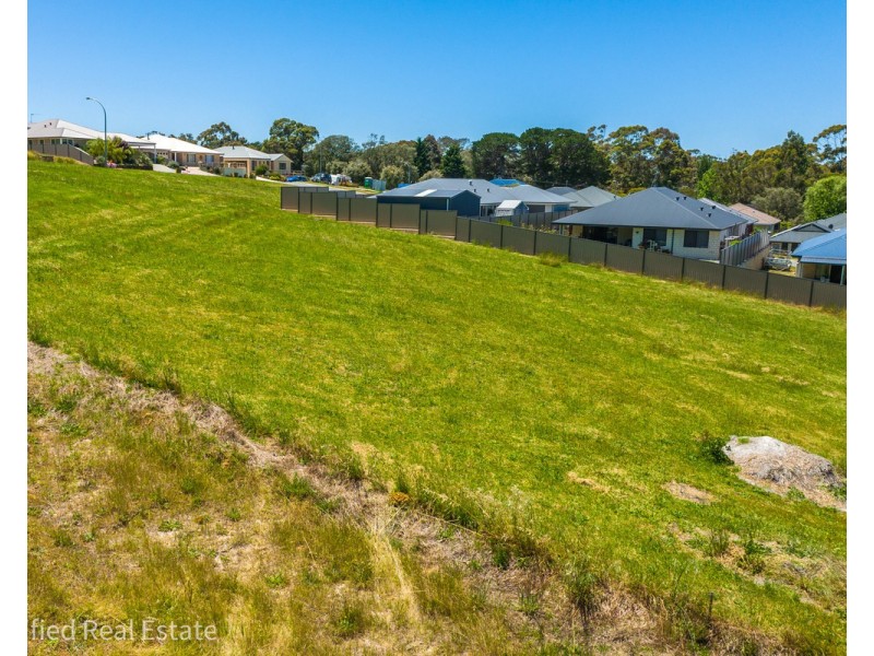686 Greyhound Circle, Gledhow WA 6330
