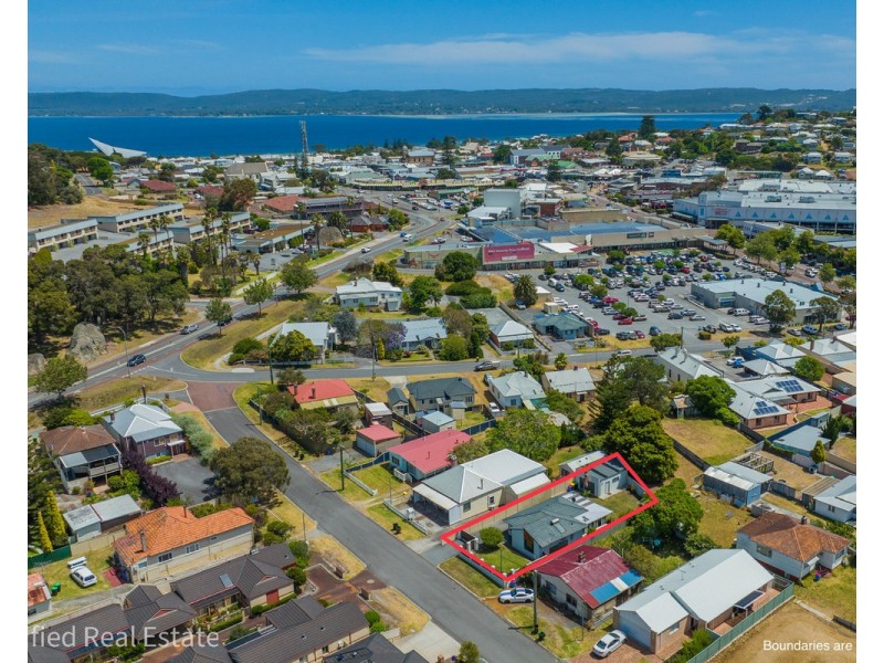 7 Tasman Street, Centennial Park WA 6330