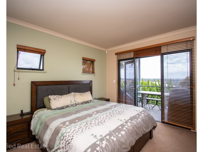 15 Miramar Road, Mira Mar WA 6330