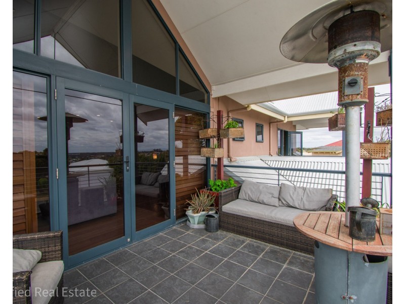 15 Miramar Road, Mira Mar WA 6330