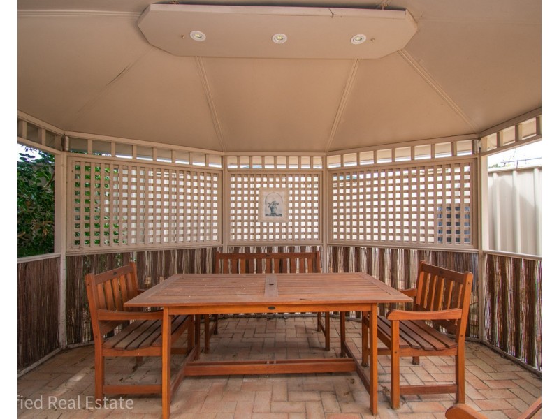 15 Miramar Road, Mira Mar WA 6330