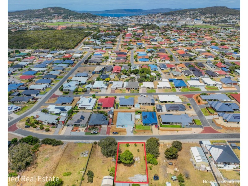 10 Hayward Crescent, Yakamia WA 6330