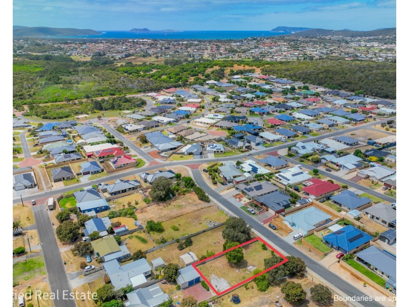 10 Hayward Crescent, Yakamia WA 6330