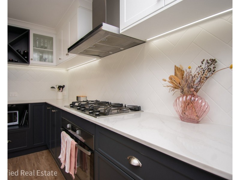 2 Teatree Way, Yakamia WA 6330