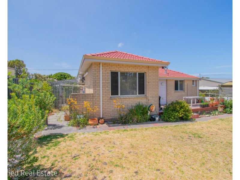 21 Nesbitt Road, Spencer Park WA 6330