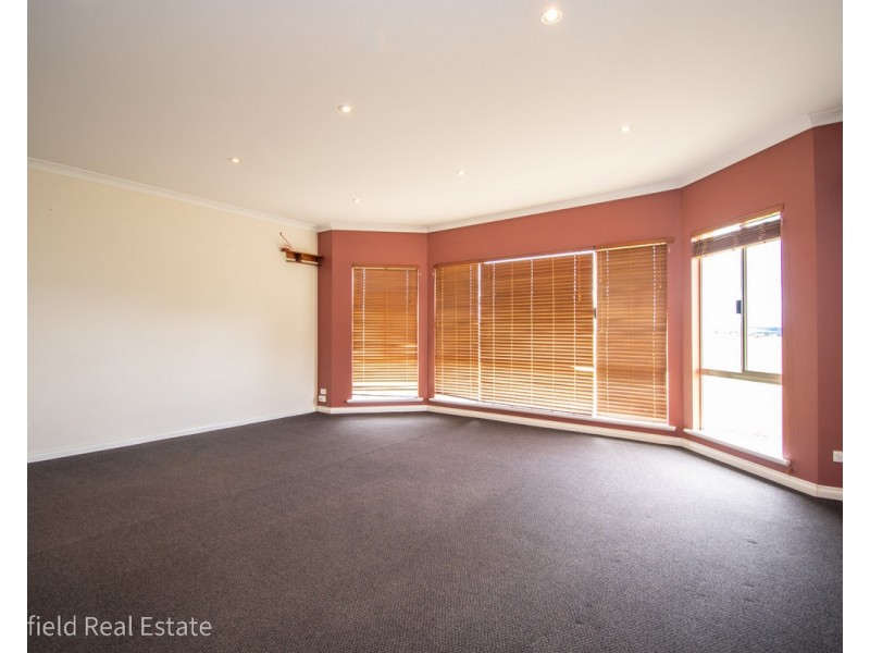 18 Harvey Road, Warrenup WA 6330