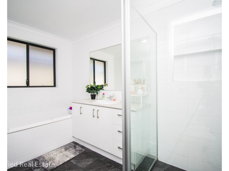 2 Barambah Circuit, Bayonet Head WA 6330