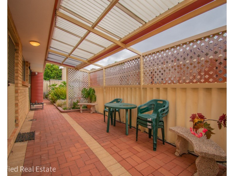 2/11 Norman Place, Spencer Park WA 6330
