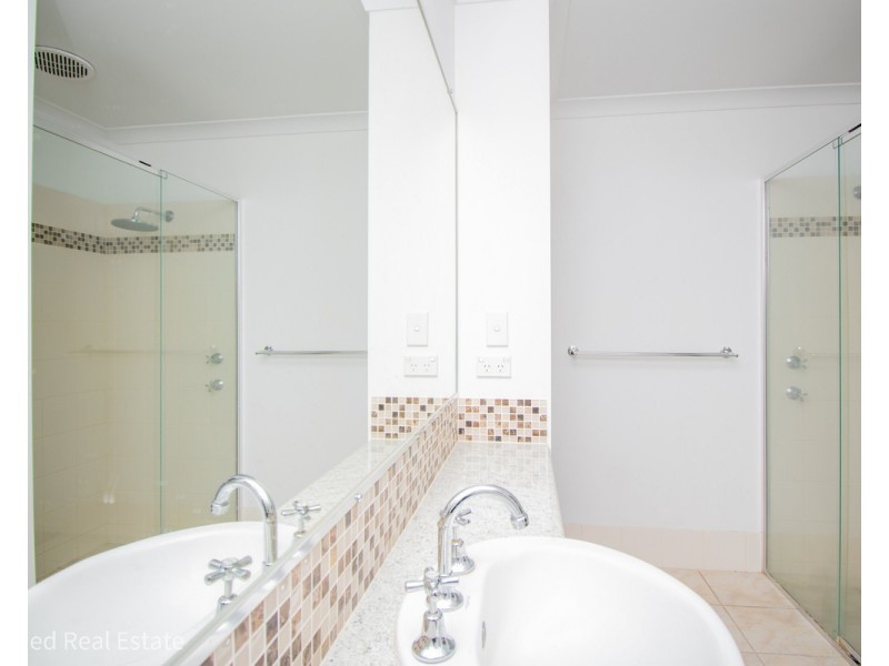 4a Bluff Street, Mira Mar WA 6330