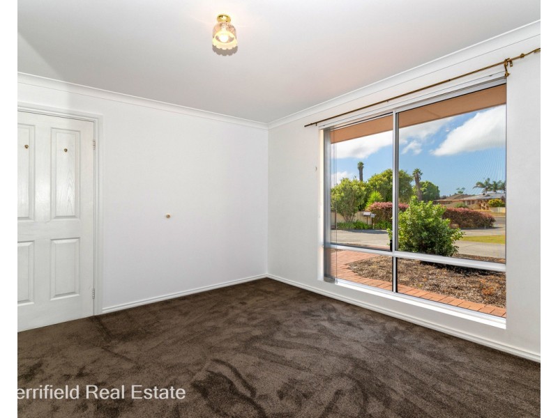 50A Sierra Crescent, Orana WA 6330