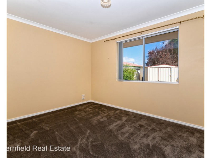50A Sierra Crescent, Orana WA 6330