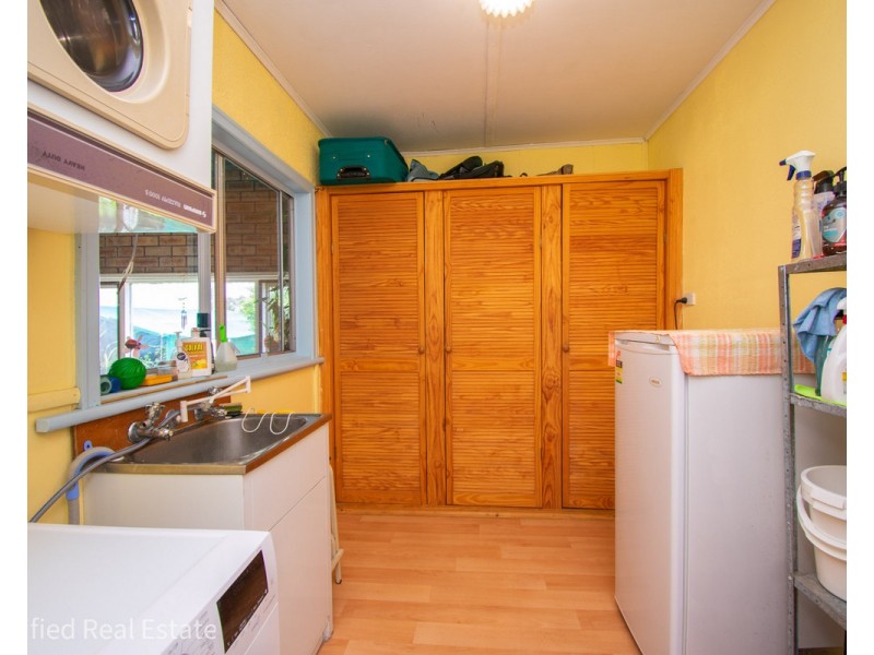 5 Lurline Street, Orana WA 6330