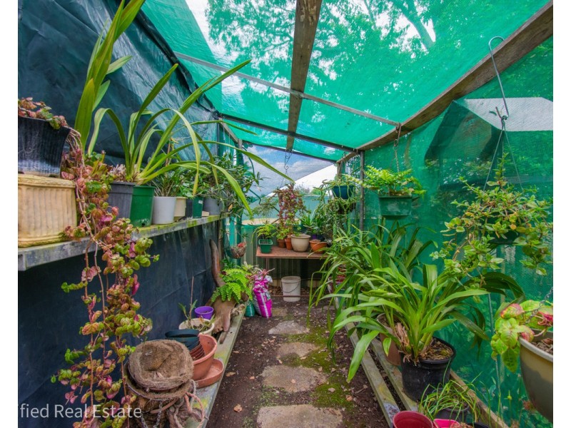 5 Lurline Street, Orana WA 6330