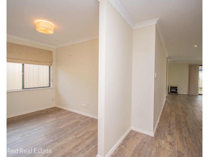 10 McNeal Loop, Mckail WA 6330