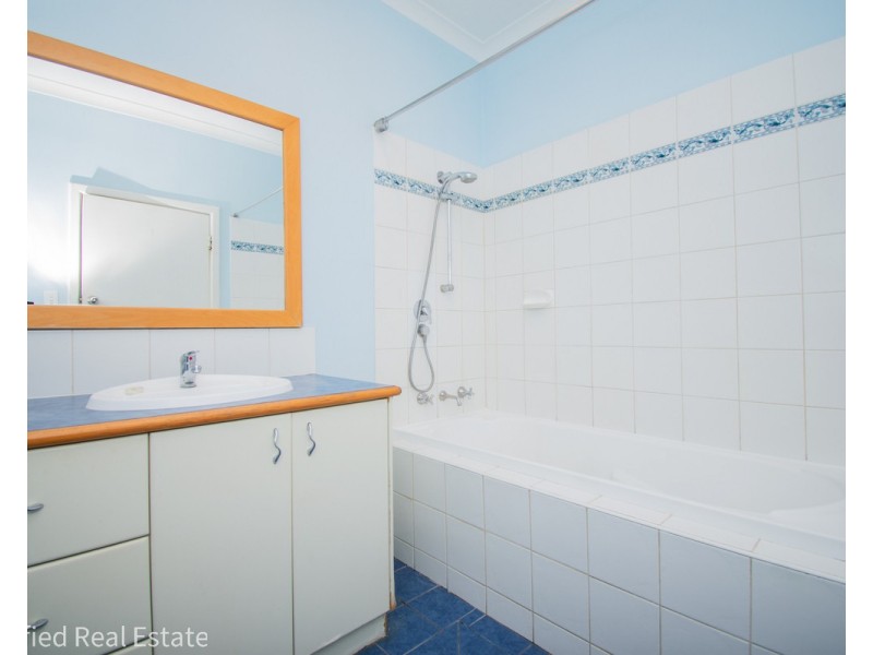 46 Minor Road, Orana WA 6330