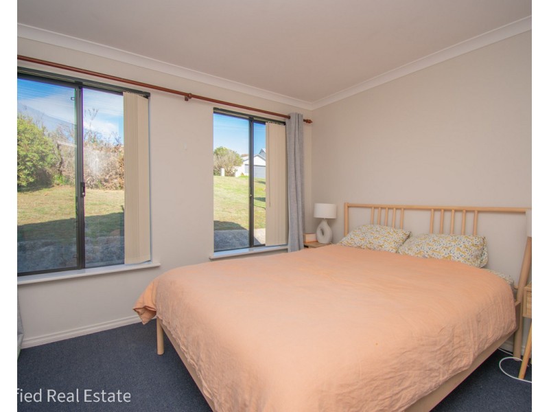 17 Rutherford Street, Lower King WA 6330