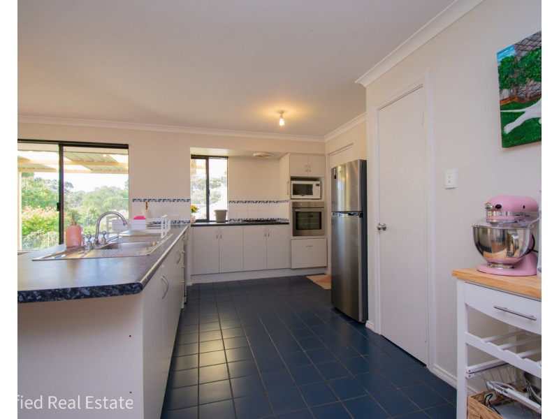 17 Rutherford Street, Lower King WA 6330