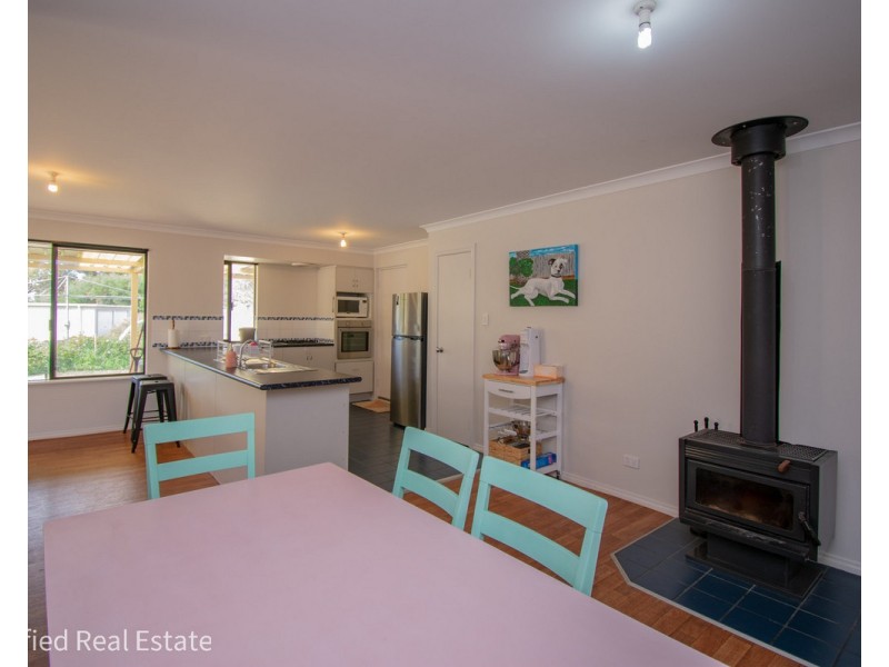 17 Rutherford Street, Lower King WA 6330