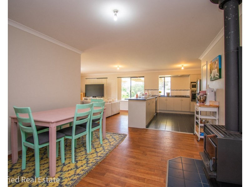 17 Rutherford Street, Lower King WA 6330