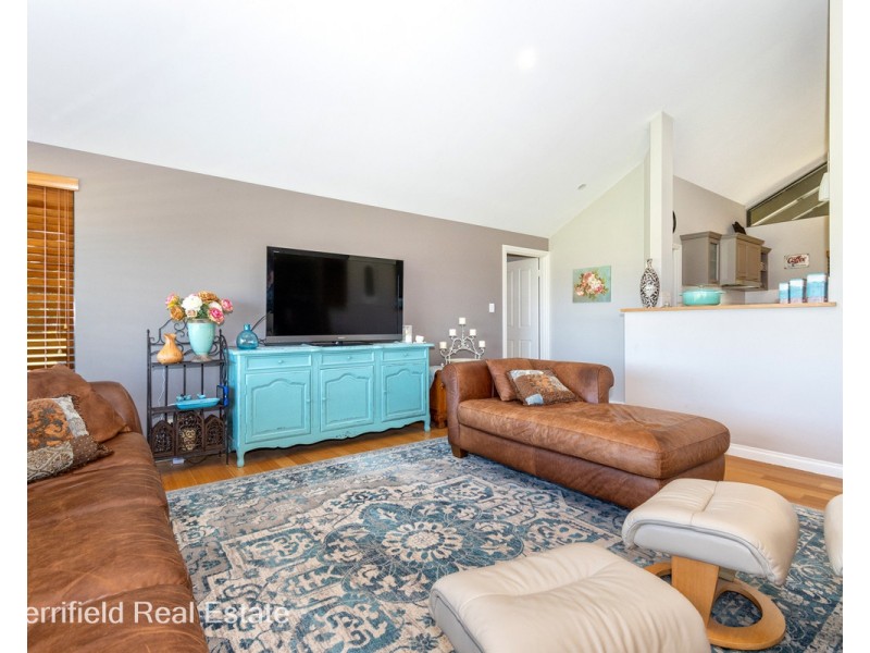 37 Warrenup Place, Warrenup WA 6330