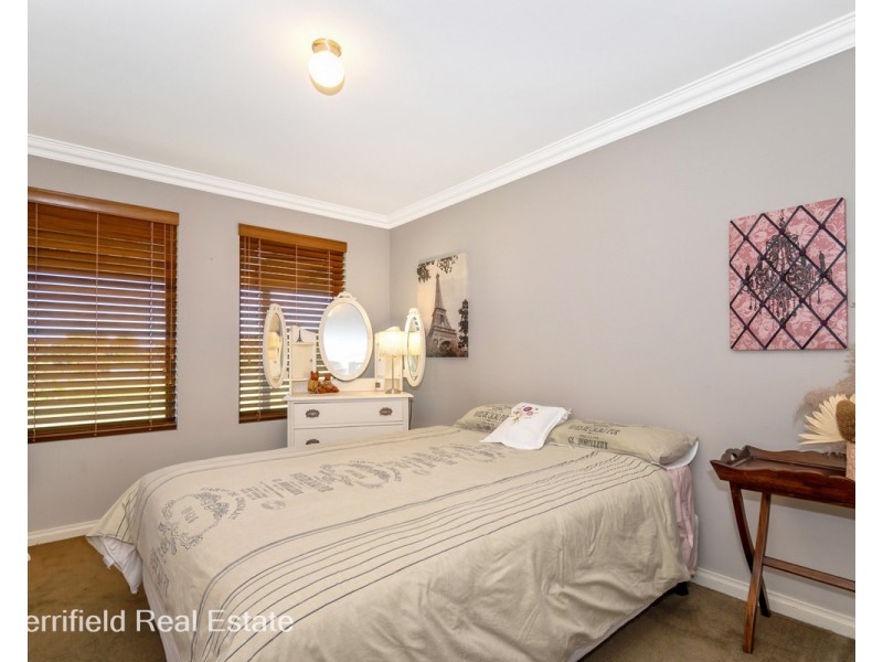 37 Warrenup Place, Warrenup WA 6330