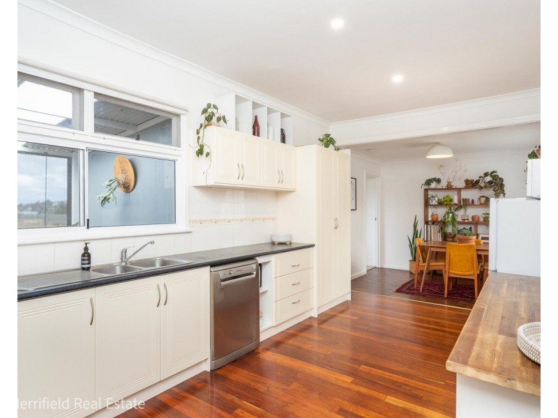 99 Angove Road, Spencer Park WA 6330