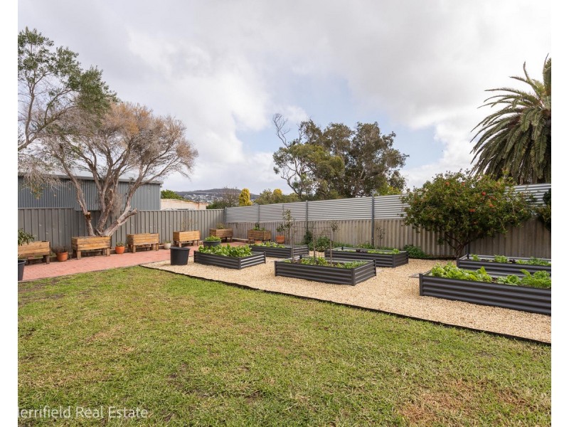 99 Angove Road, Spencer Park WA 6330