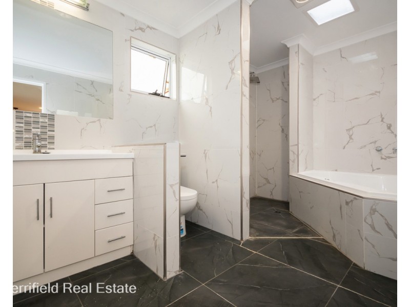 19 Muir Street, Spencer Park WA 6330