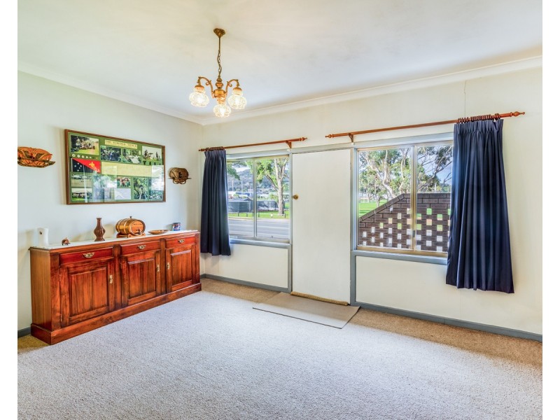 60 North Road, Spencer Park WA 6330