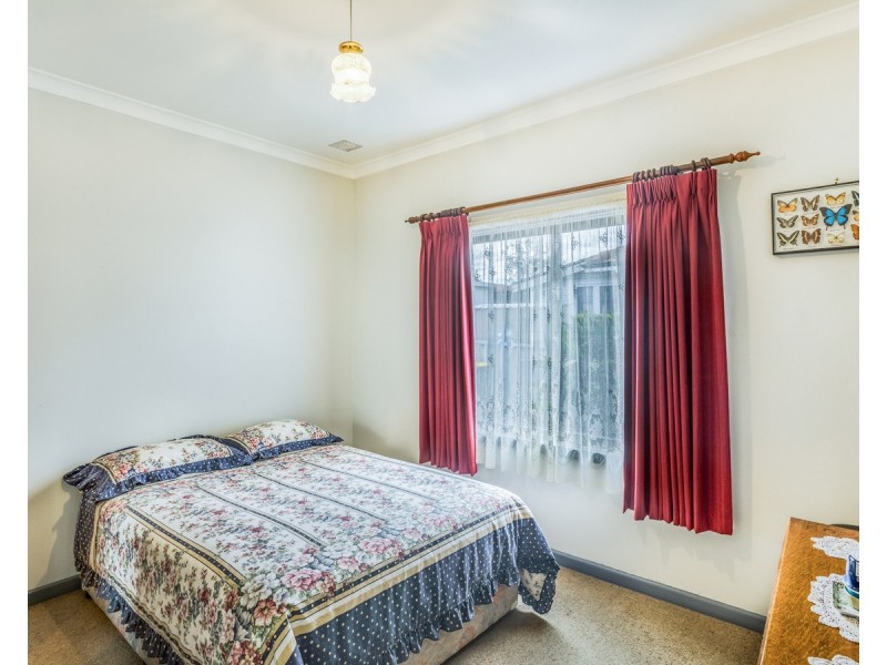 60 North Road, Spencer Park WA 6330