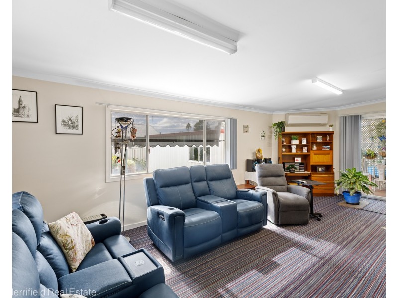 36B Katoomba Street, Orana WA 6330