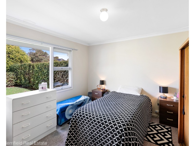 36B Katoomba Street, Orana WA 6330