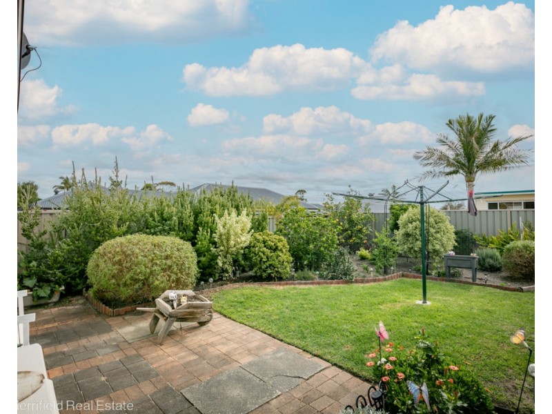 36B Katoomba Street, Orana WA 6330