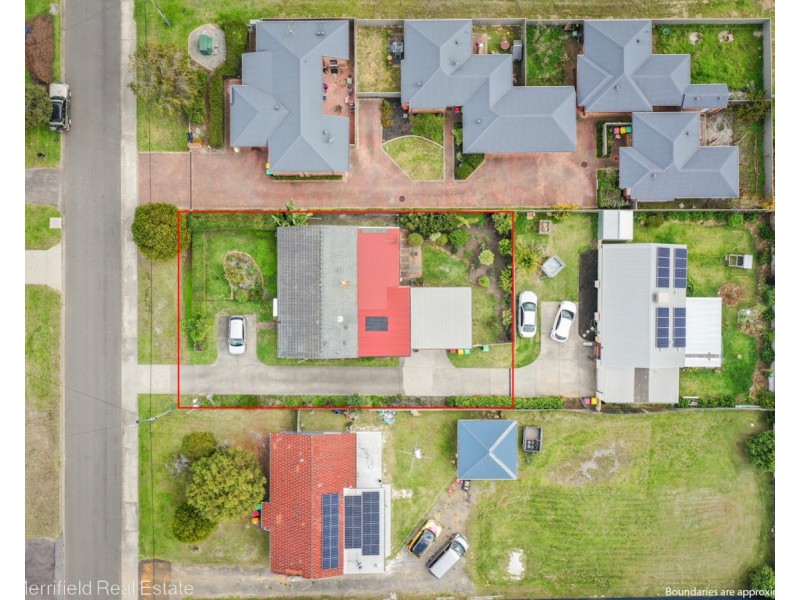 36B Katoomba Street, Orana WA 6330