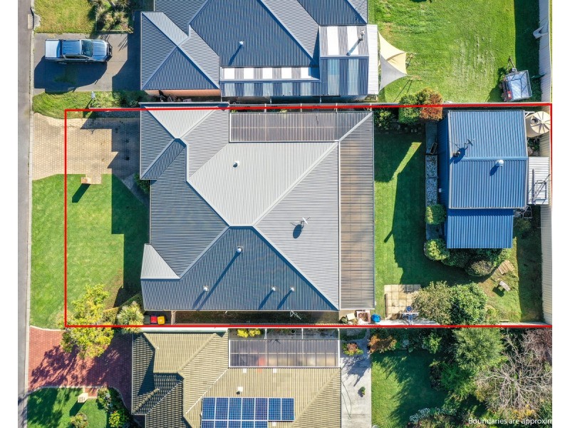 20 Lunar Rise, Mckail WA 6330