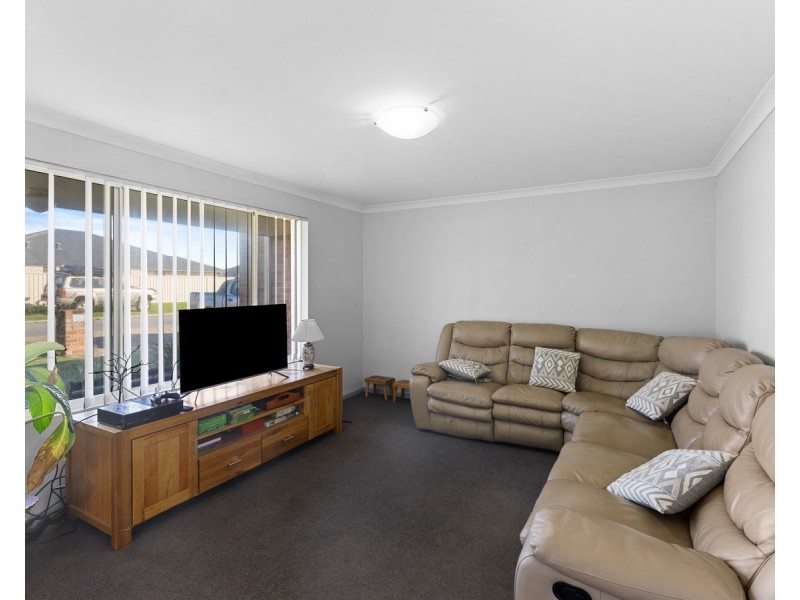 20 Lunar Rise, Mckail WA 6330