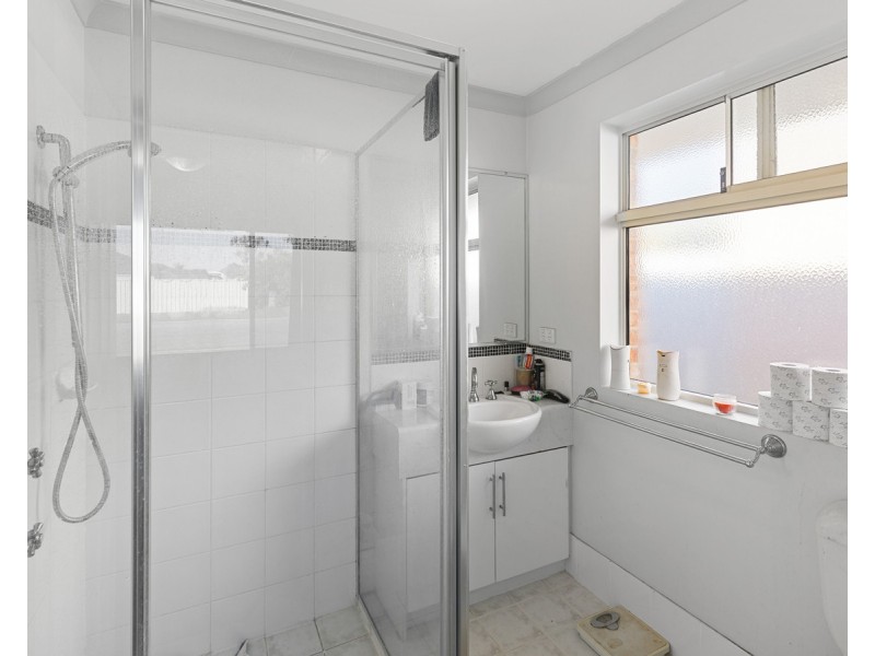 20 Lunar Rise, Mckail WA 6330