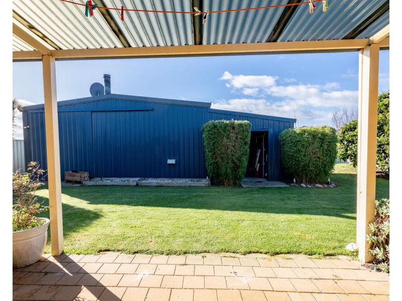 20 Lunar Rise, Mckail WA 6330