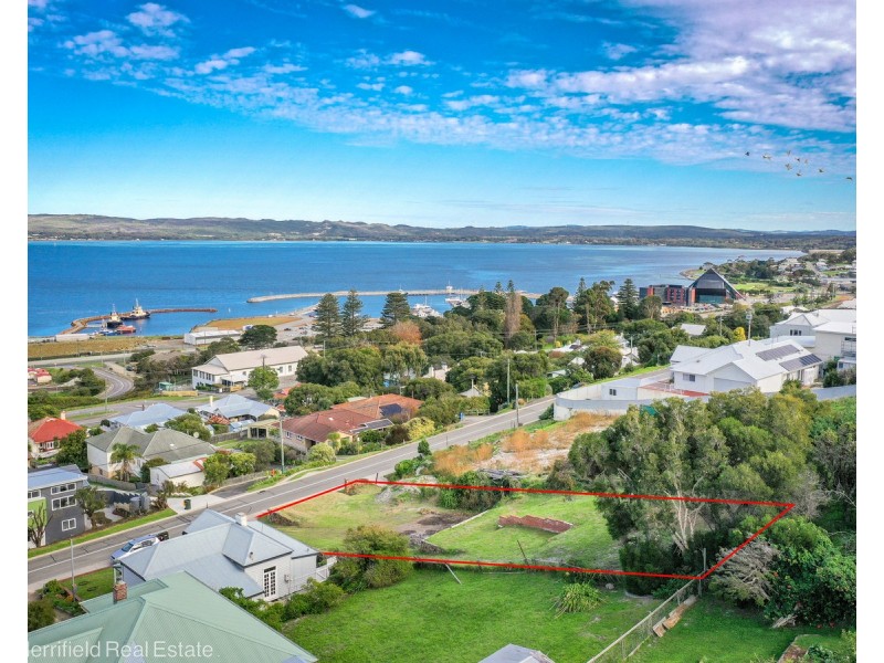 100 Burgoyne Road, Port Albany WA 6330