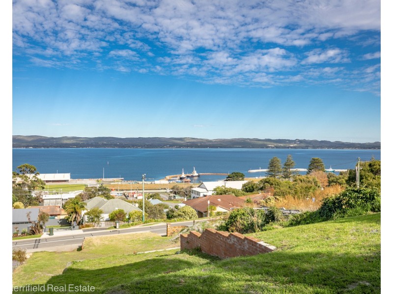 100 Burgoyne Road, Port Albany WA 6330