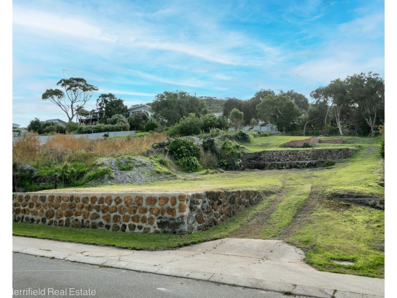 100 Burgoyne Road, Port Albany WA 6330