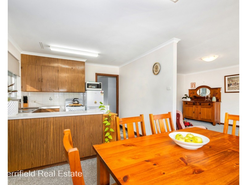 6 Merlin Road, Collingwood Heights WA 6330