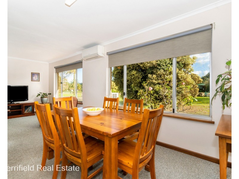 6 Merlin Road, Collingwood Heights WA 6330