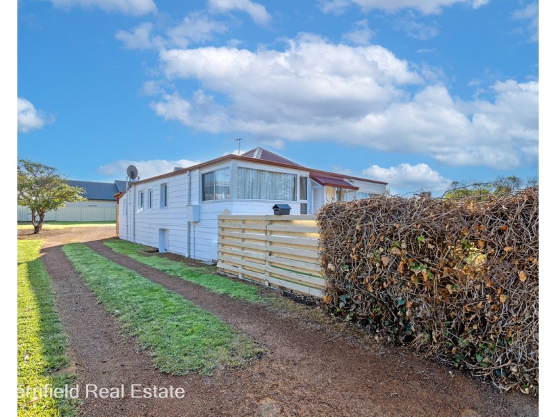 4 Middleton Road, Middleton Beach WA 6330