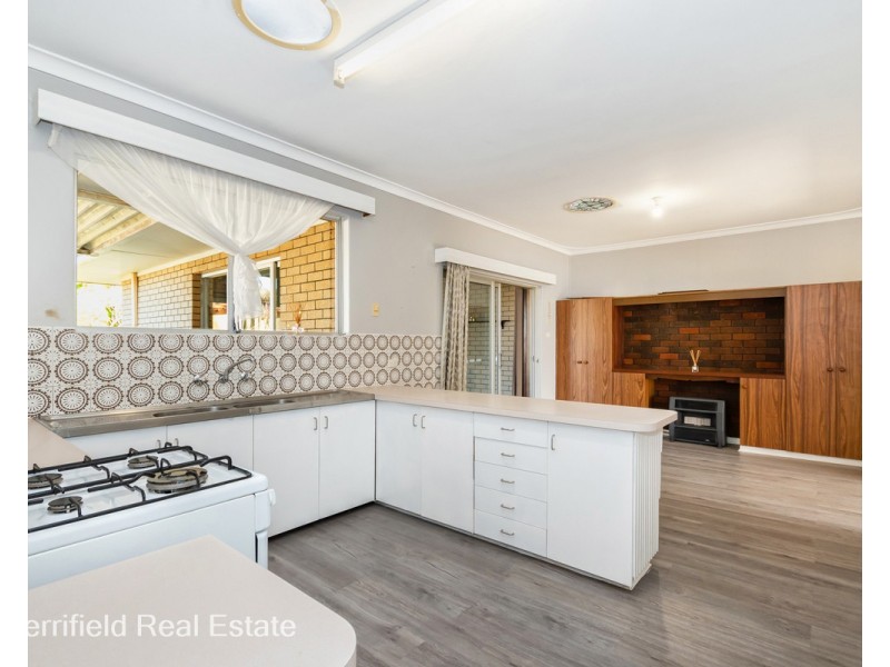 11 McKail Street, Orana WA 6330