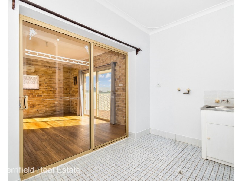 58 Minor Road, Orana WA 6330