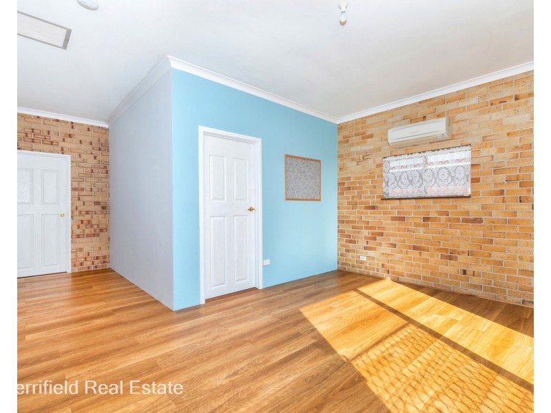 58 Minor Road, Orana WA 6330